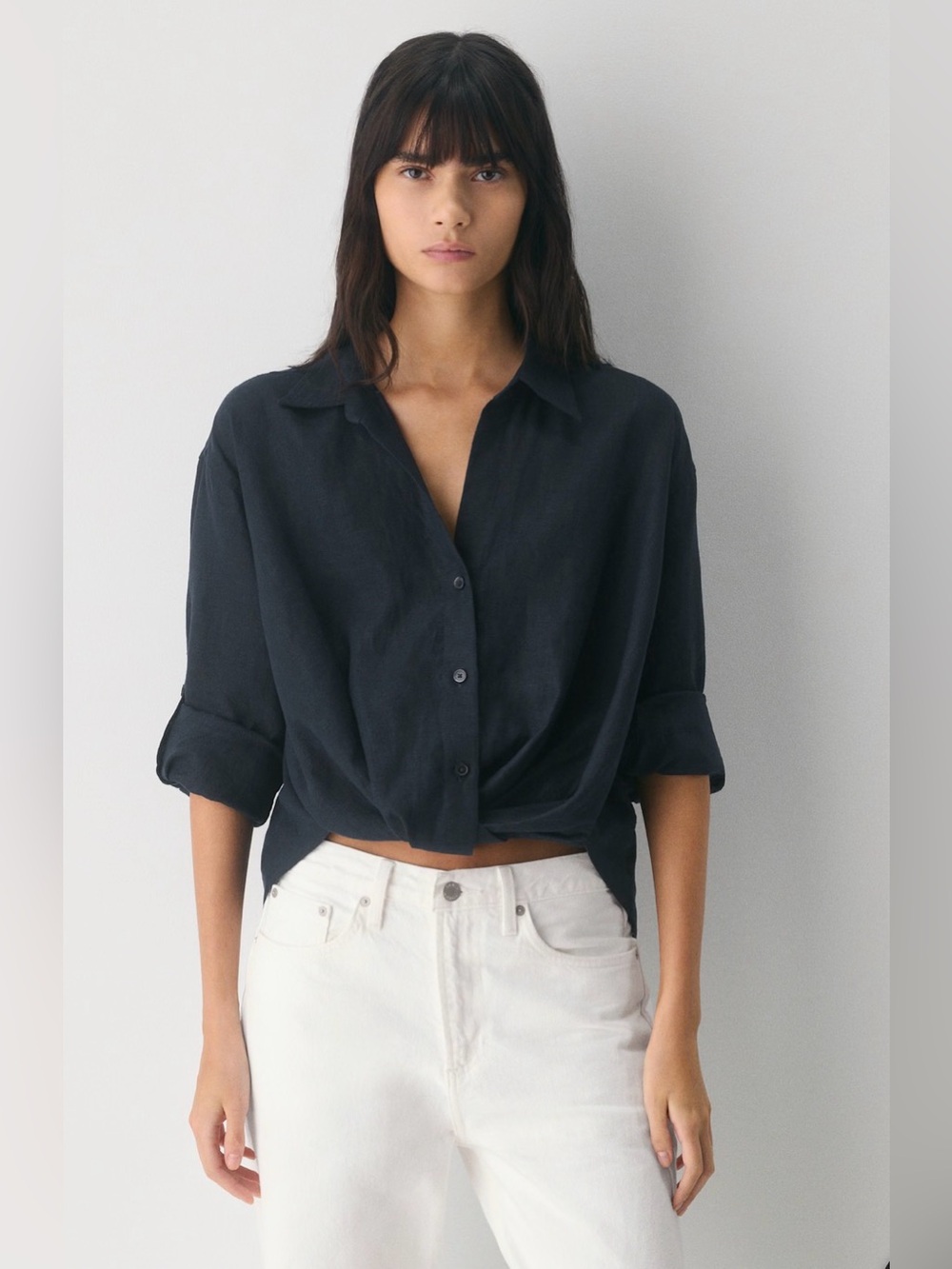 Aritzia Portofino Navy Linen Shirt